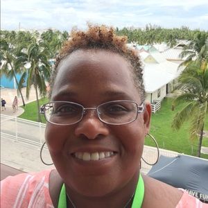 Meet your Posher, Tara